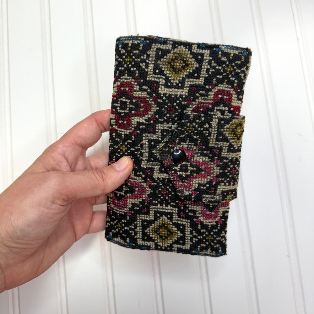 Vintage 1960s Vintage Carpet Bag Trifold Wallet – Tapestry & Faux Leather